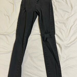 Women's Black Distressed Skinny Jeans